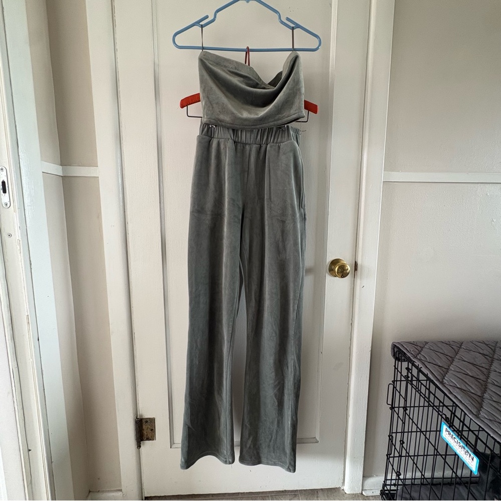 Fashion Nova Sage Green Women's Pajama Set